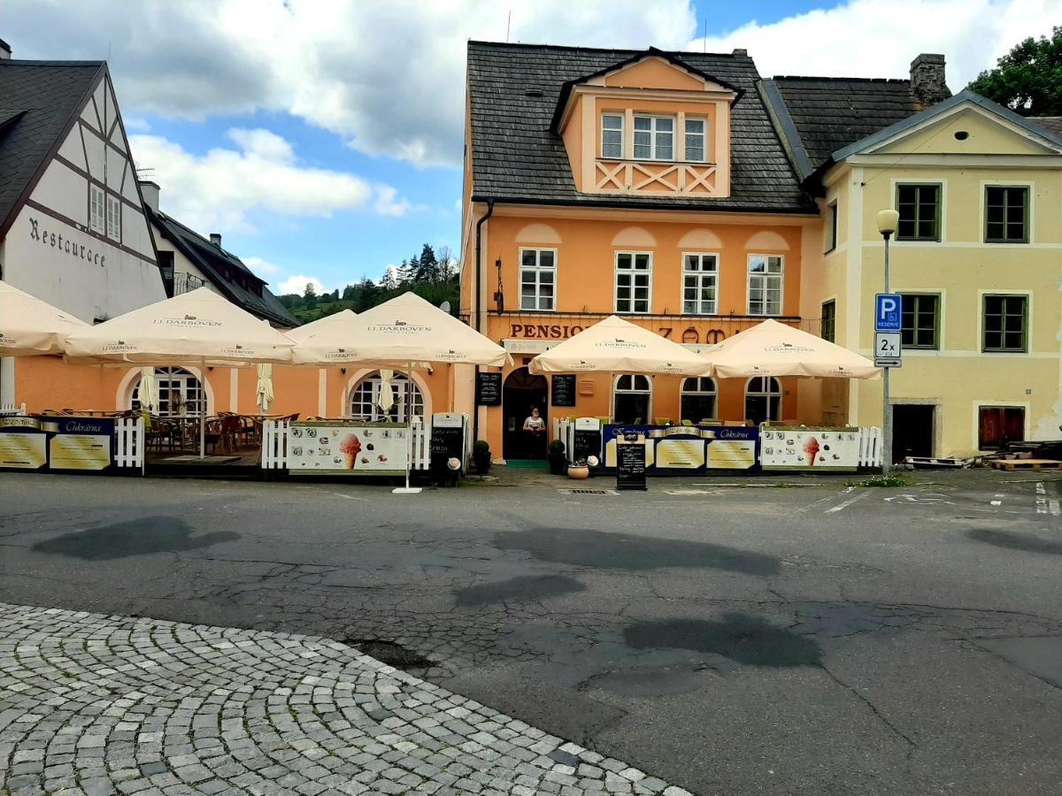 Penzion - Restaurant U Zamku Bečov nad Teplou Екстериор снимка